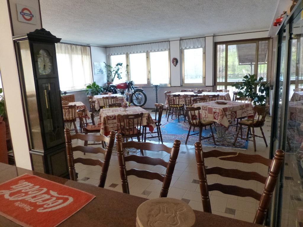 Hotel Beau Sejour Giampietro Andrea Sarre Exterior foto
